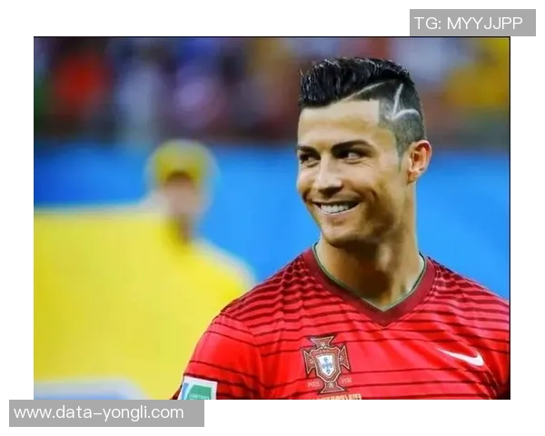 足球场上的风格与个性足球发型的潮流与魅力解析